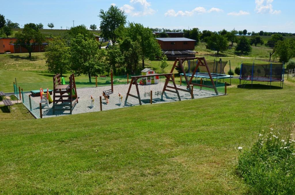 Hotel Horse Riding - Jezdecký Areál Tršice Buitenkant foto